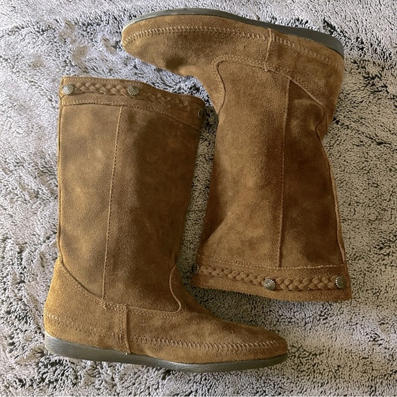 Minnetonka Shoes - Minnetonka Calf Boots 8